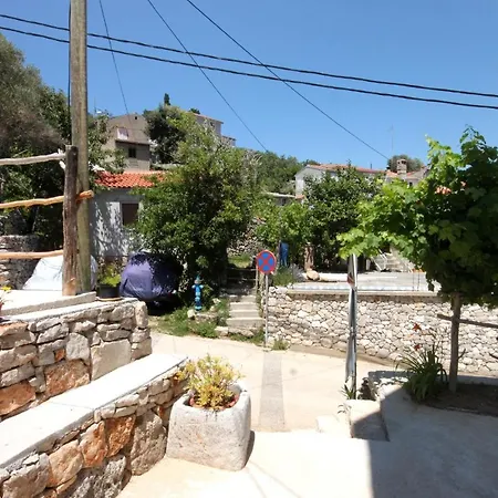 By The Sea Valun, Cres - 8081 Apartment Valun