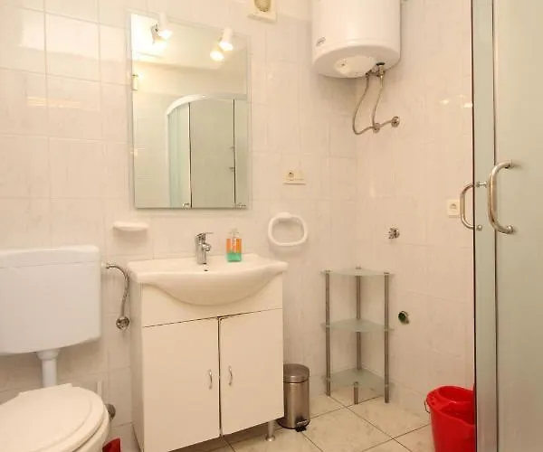 By The Sea Valun, Cres - 8081 Appartement
