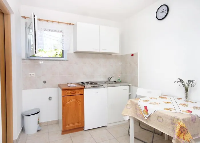 Appartement By The Sea Valun, Cres - 8081 Valun