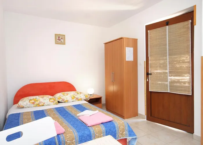 By The Sea Valun, Cres - 8081 Appartement Valun